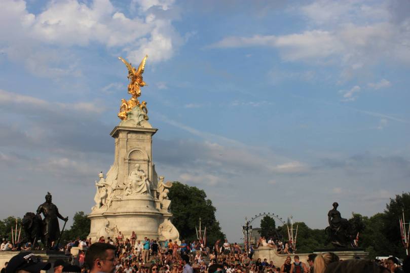 1008810_10201646179219565_769365855_o